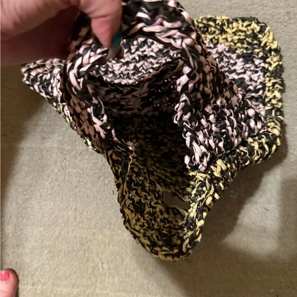 Multicolor Knit Tote Bag Black Pink Yellow Boho Crochet Style - Picture 5 of 5